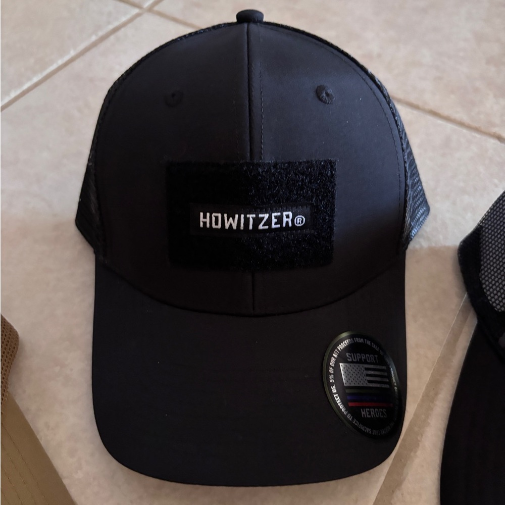 2x Hats Howitzer Hat Trucker One Size Fits All Mesh